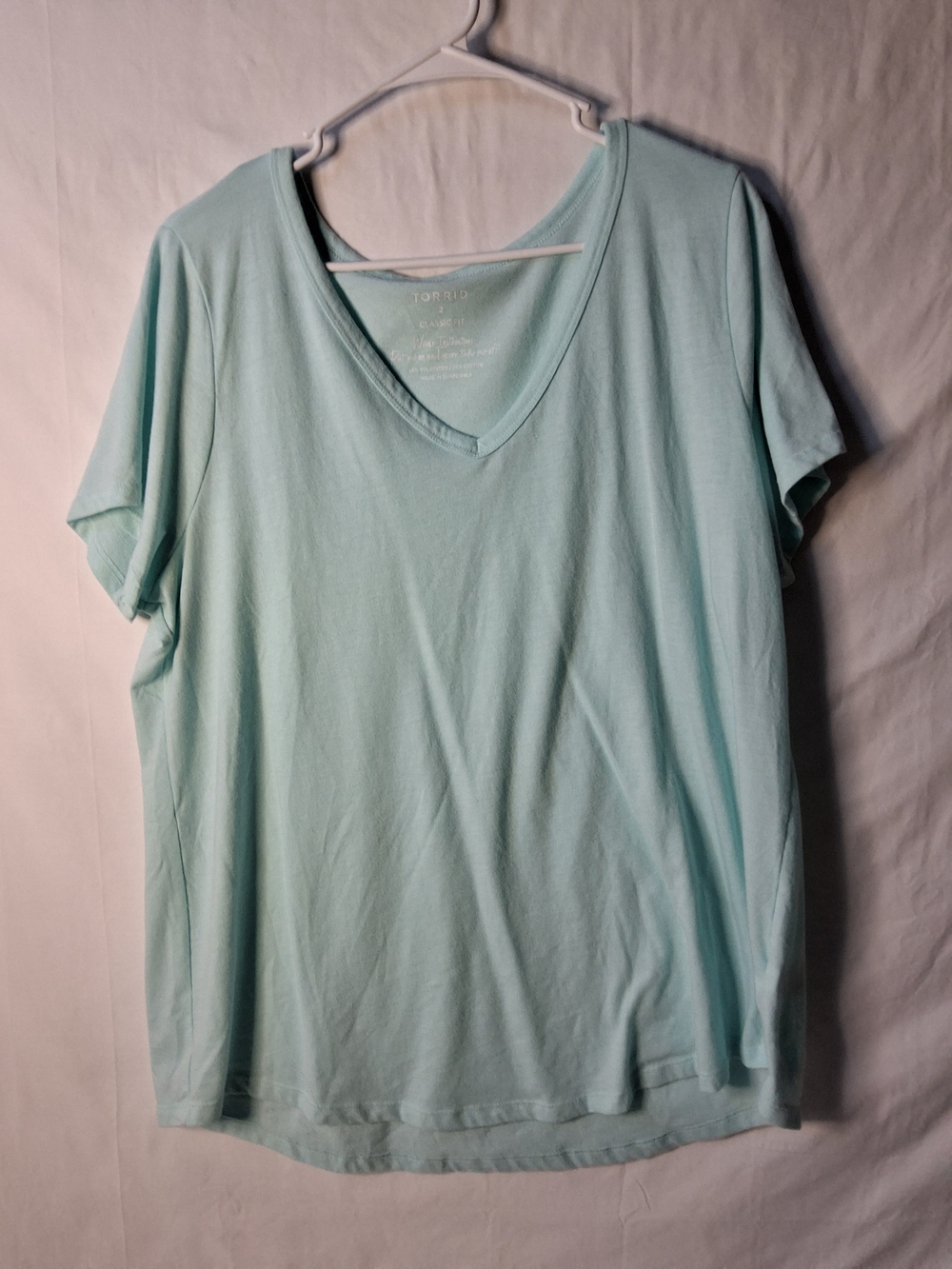 torrid‎ Mint Green V-Neck Short Sleeve Tee